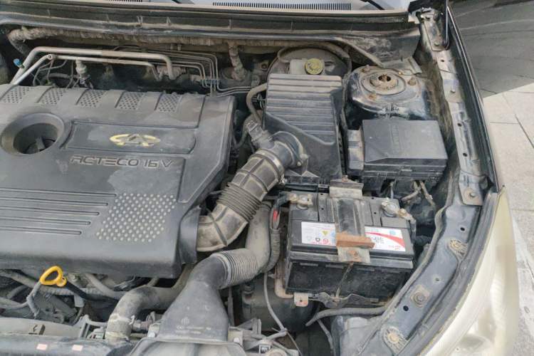 Used Chery E5 2011 1.8L CVT Enjoyment Model Engine Bay Left