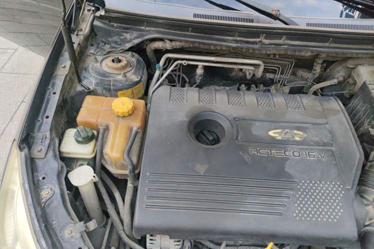 Used Chery E5 2011 1.8L CVT Enjoyment Model Engine Bay Right