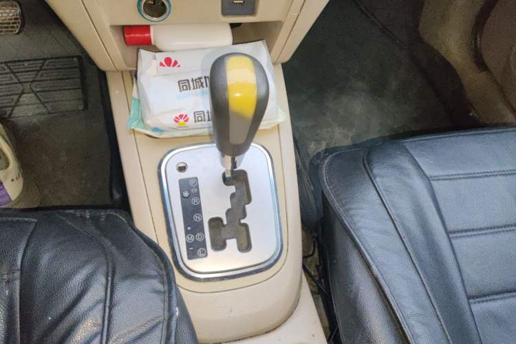 Used Chery E5 2011 1.8L CVT Enjoyment Model Gear Lever
