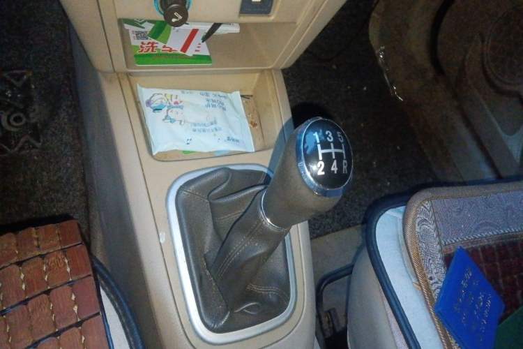 Used Chery E5 2011 1.5L Manual Enjoyment Model Gear Lever