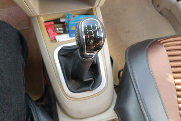 Used Chery E5 2011 1.5L Manual New Joy Model Gear Lever