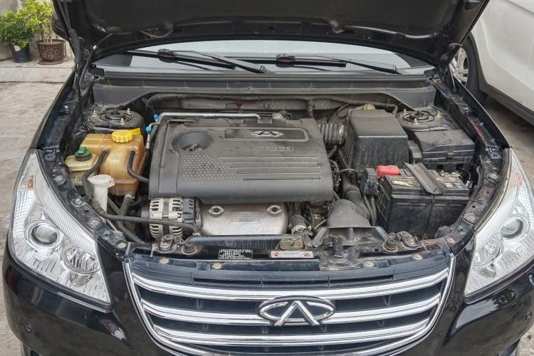 Used Chery E5 2011 1.5L Manual Zhiyue Version Interior 8