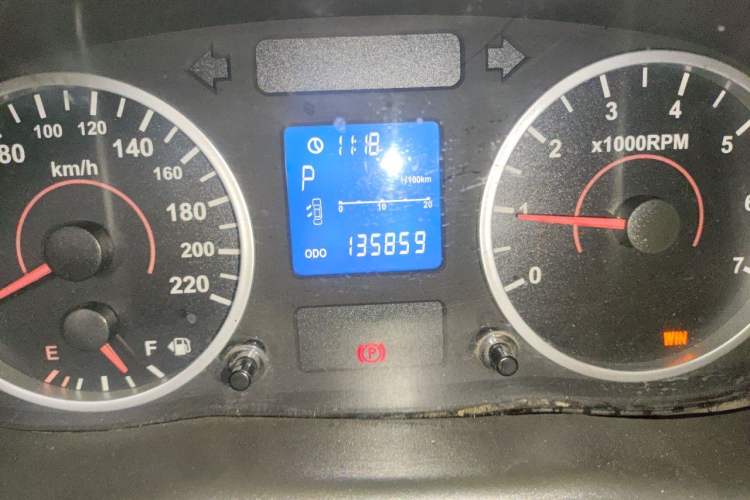 Used Chery E5 2011 1.8L CVT Enjoyment Model Odometer Close Up