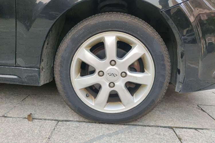 Used Chery E5 2011 1.8L CVT Enjoyment Model Right Front Wheel Hub