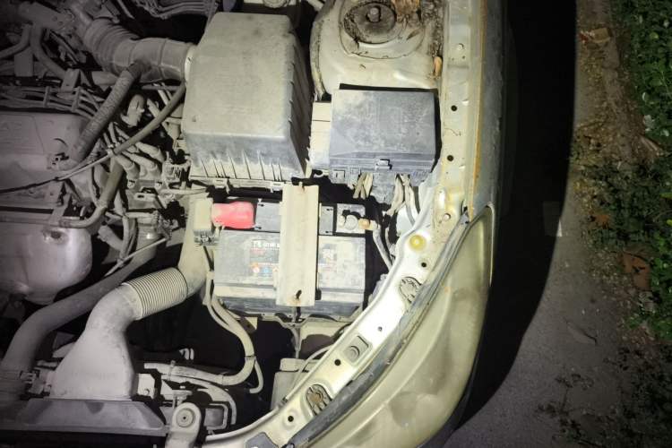 Used Chery E5 2011 1.5L Manual Enjoyment Model Engine Bay Left