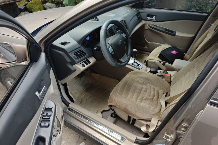 Used Chery E5 2011 1.8L CVT Enjoyment Model Driver Seat