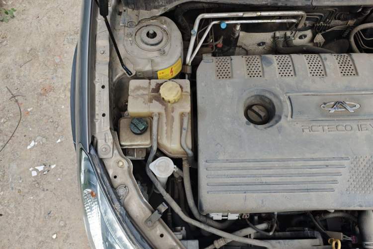 Used Chery E5 2011 1.8L CVT Enjoyment Model Engine Bay Right