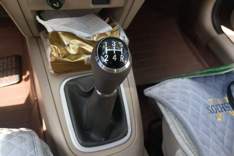Used Chery E5 2011 1.5L Manual Enjoyment Model Gear Lever