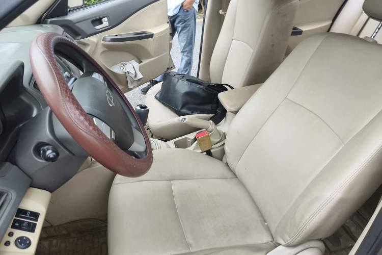 Used Chery E5 2011 1.5L Manual Enjoyment Model Left Front Seat