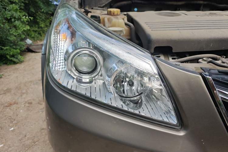 Used Chery E5 2011 1.8L CVT Enjoyment Model Right Front Headlight