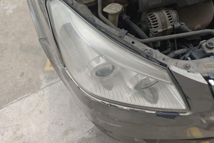 Used Chery E5 2011 1.5L Manual Enjoyment Model Right Front Headlight