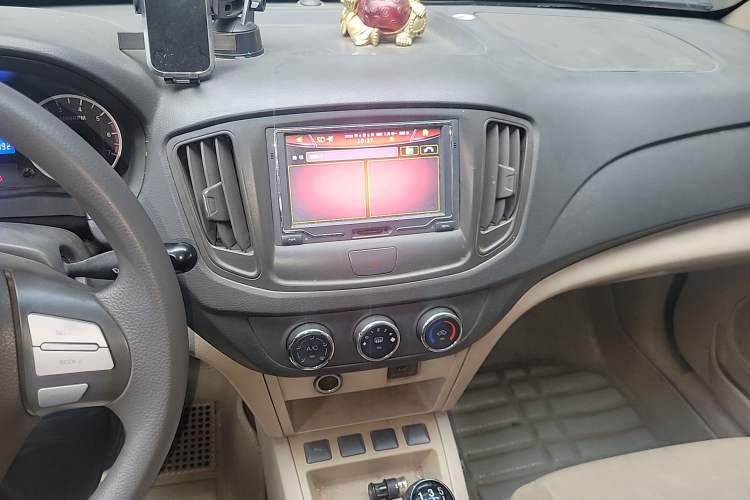 Used Chery E5 2012 1.5L Manual Sport Edition Audio And AC Panel