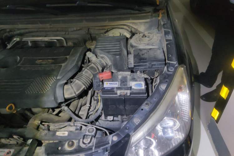 Used Chery E5 2012 1.8L CVT Sport Edition Engine Bay Left
