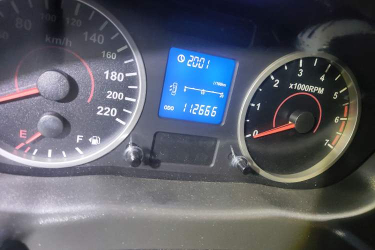 Used Chery E5 2012 1.8L CVT Sport Edition Odometer Close Up