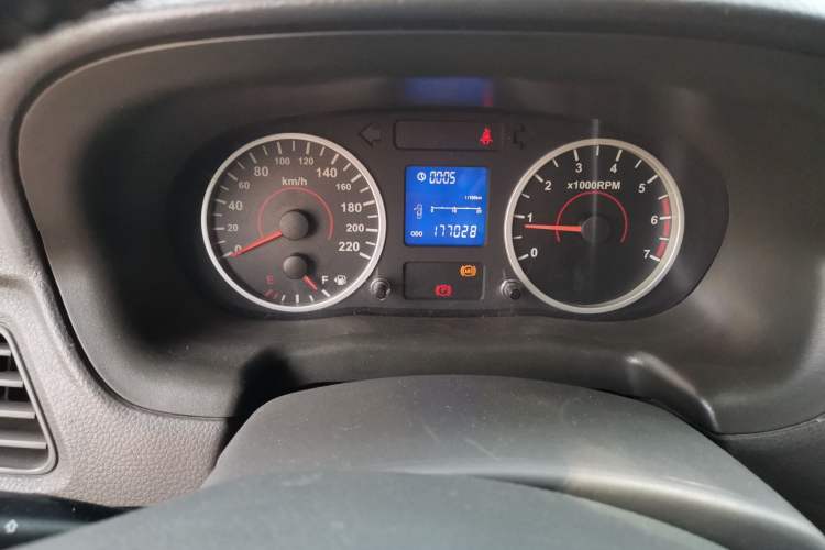 Used Chery E5 2012 1.5L Manual Sport Edition Odometer Close Up