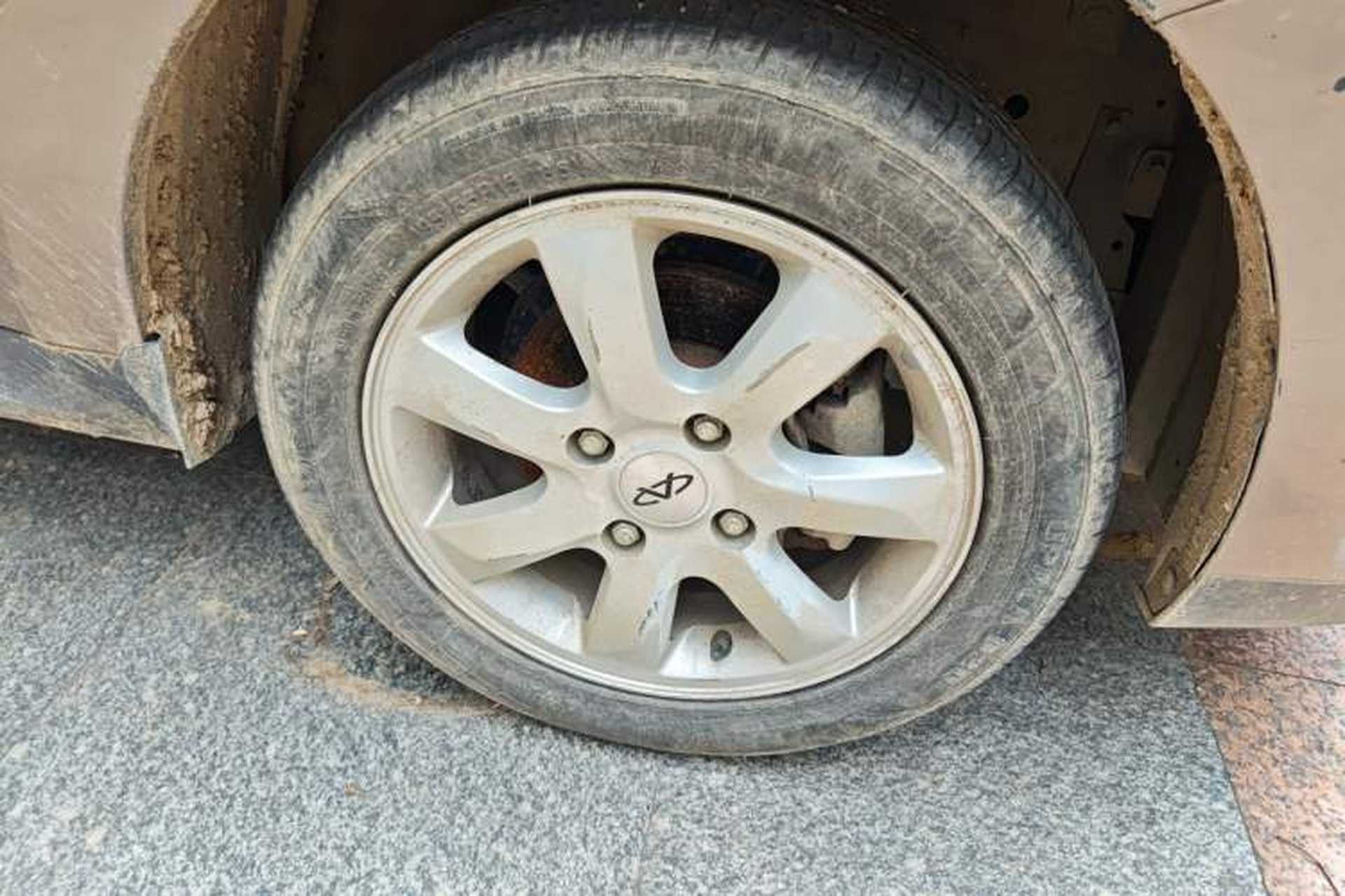 Used Chery E5 2012 1.5L Manual Sport Edition Right Front Wheel Hub