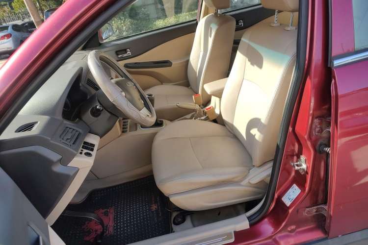 Used Chery E5 2012 1.5L Manual Sport Edition Left Front Seat
