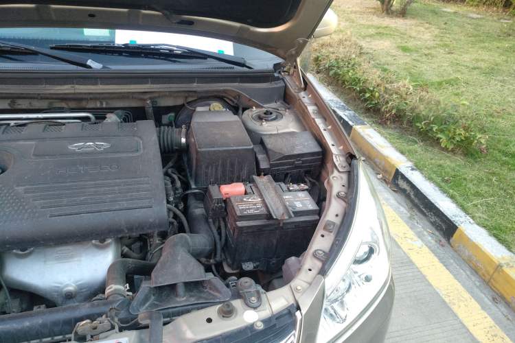Used Chery E5 2012 1.5L Manual Digital Olympic Edition Engine Bay Left