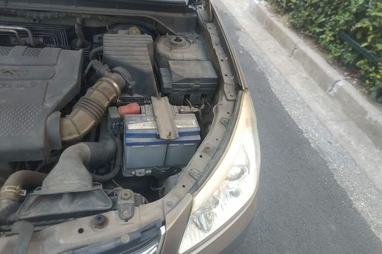 Used Chery E5 2012 1.8L CVT Sport Edition Engine Bay Left