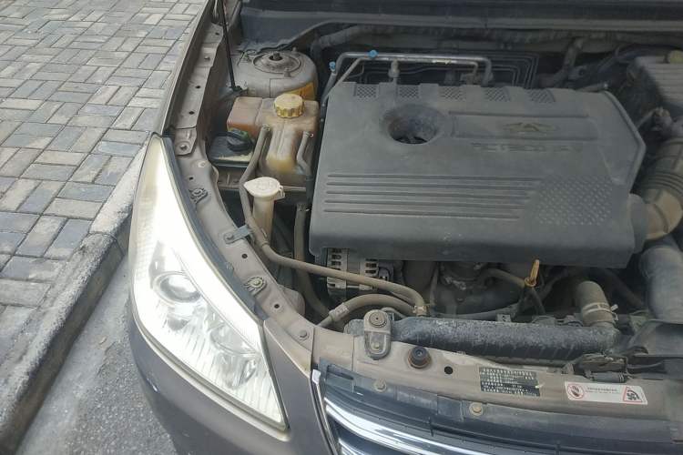Used Chery E5 2012 1.8L CVT Sport Edition Engine Bay Right