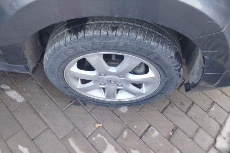 Used Chery E5 2012 1.5L Manual Sport Edition Right Front Wheel Hub