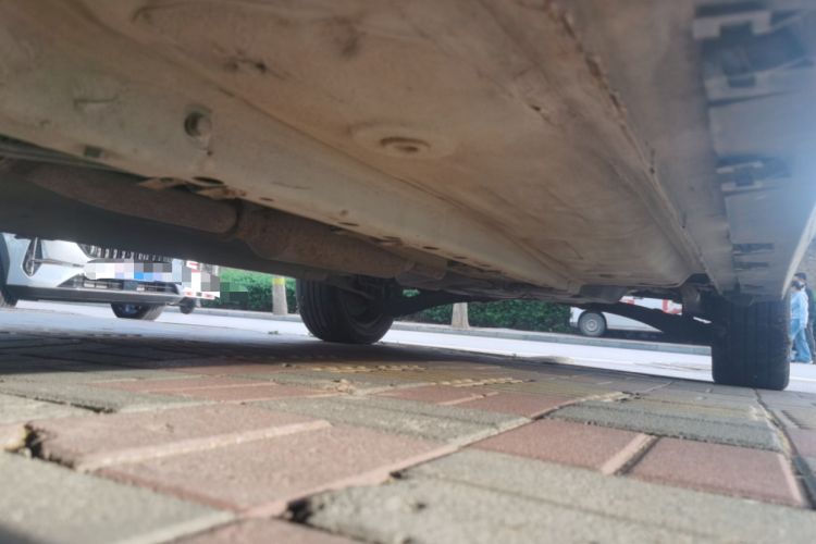 Used Chery E5  Chassis Front Left