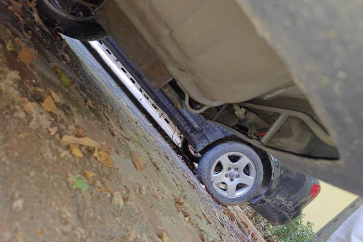 Used Chery E5  Chassis Rear