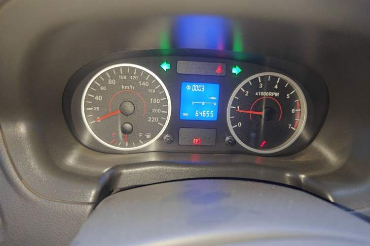Used Chery E5  Odometer Close Up