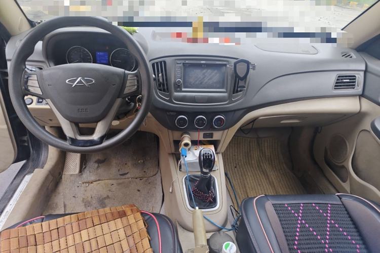Used Chery E5 2014 1.5L Manual Zhiyue Model Center Console