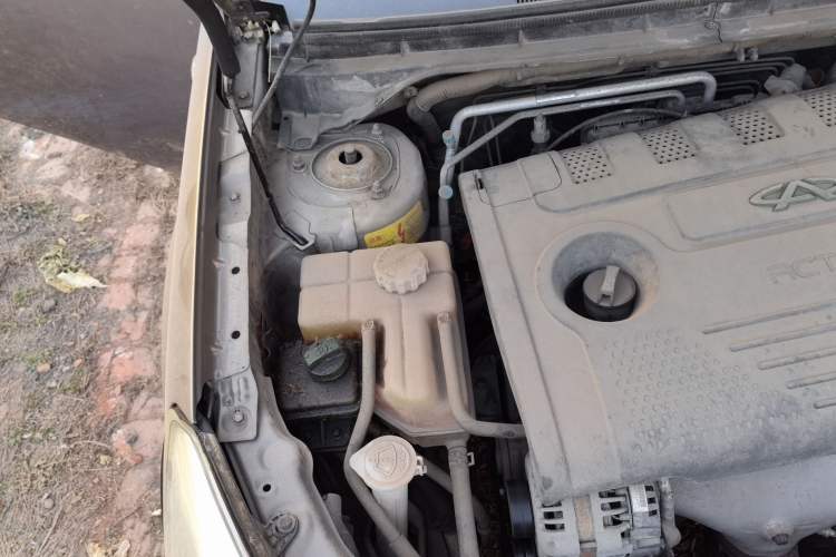Used Chery E5 2014 1.5L Manual Zhiyue Model Engine Bay Right
