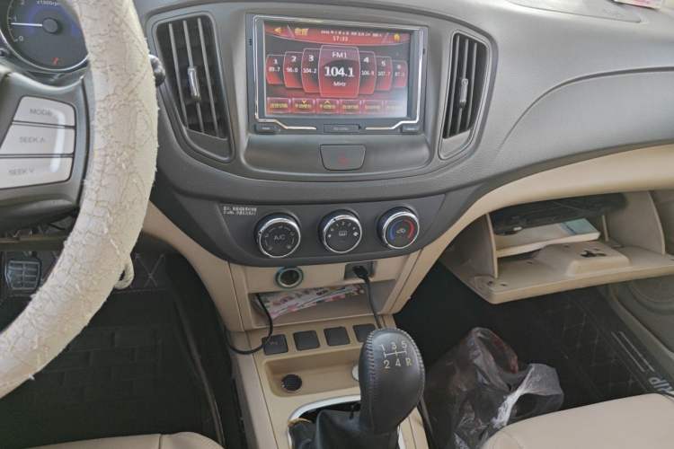 Used Chery E5 2014 1.5L Manual Zhiyue Model Audio And AC Panel