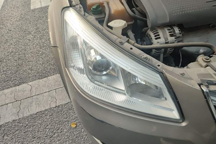 Used Chery E5 2014 1.5L Manual Zhiyue Model Right Front Headlight