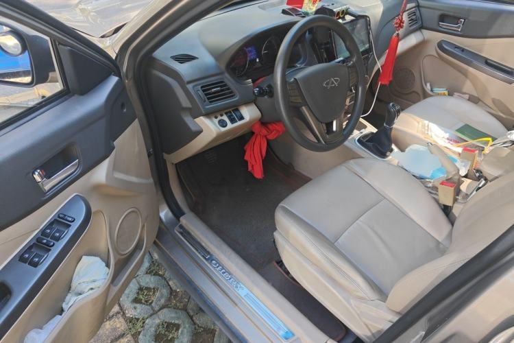 Used Chery E5 2014 1.5L Manual Zhiyue Model Driver Seat