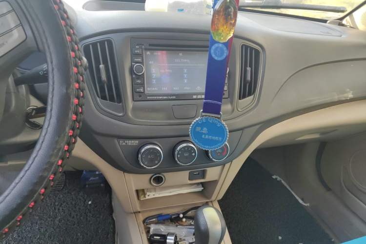 Used Chery E5 2014 1.8L CVT Enjoyment Model Audio And AC Panel