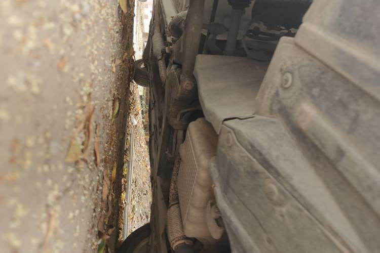 Used Chery E5 2014 1.5L Manual Youyue Model Chassis Front Right