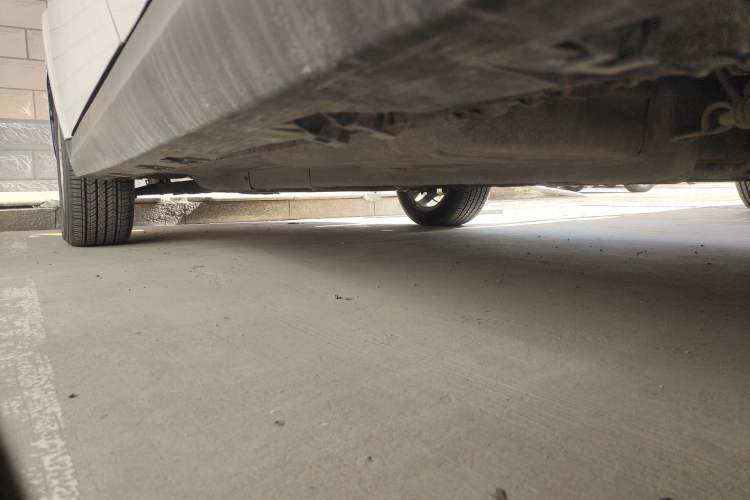 Used Chery E5 2014 1.5L Manual Youyue Model Chassis Rear Left