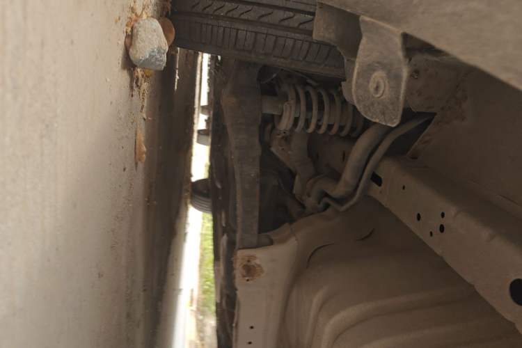 Used Chery E5 2014 1.5L Manual Youyue Model Chassis Rear Left