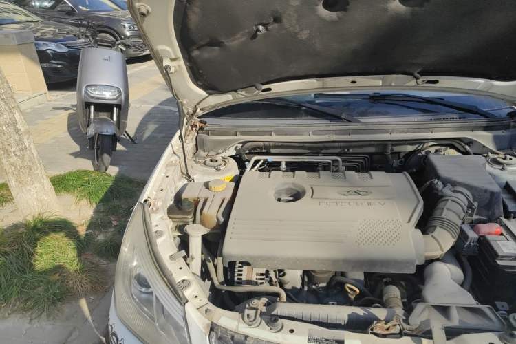 Used Chery E5 2014 1.8L CVT Enjoyment Model Engine Bay Right