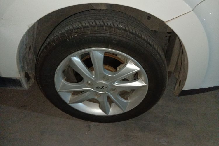 Used Chery E5 2014 1.5L Manual Youyue Model Right Front Wheel Hub