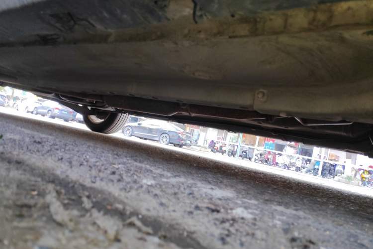 Used Chery E5 2014 1.5L Manual Youyue Model Chassis Front Right