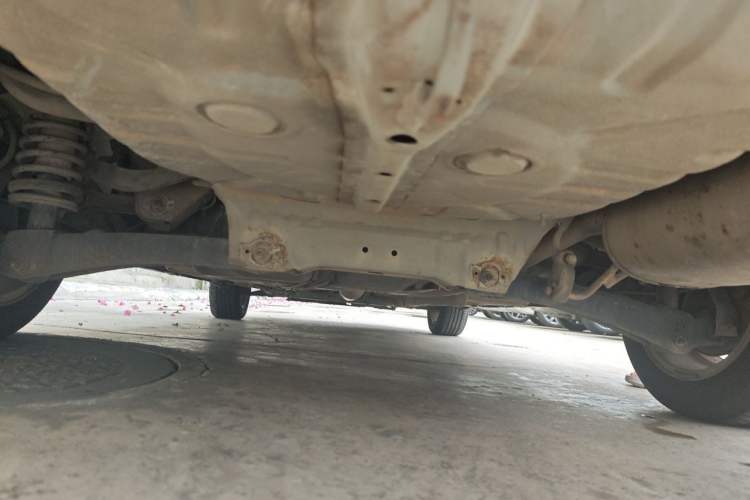 Used Chery E5 2014 1.5L Manual Youyue Model Chassis Rear