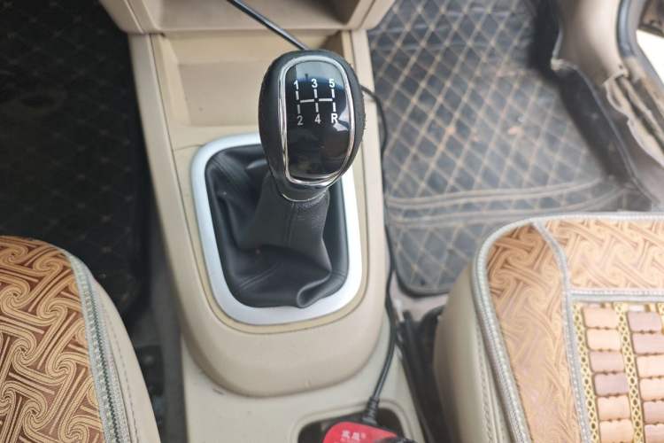 Used Chery E5 2014 1.5L Manual Youyue Model Gear Lever