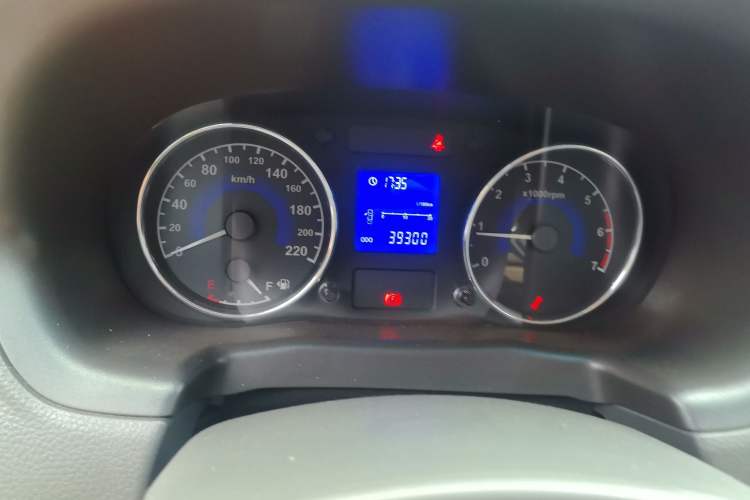 Used Chery E5 2014 1.5L Manual Youyue Model Odometer Close Up