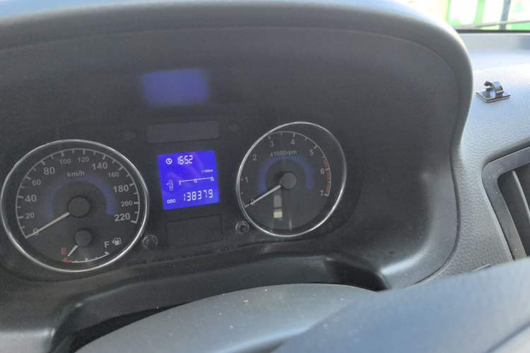 Used Chery E5 2014 1.5L Manual Youyue Model Odometer Close Up