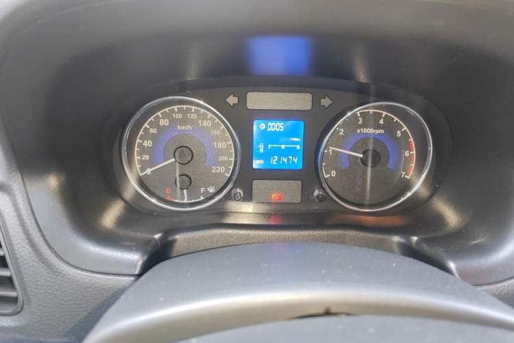 Used Chery E5 2014 1.5L Manual Youyue Model Odometer Close Up