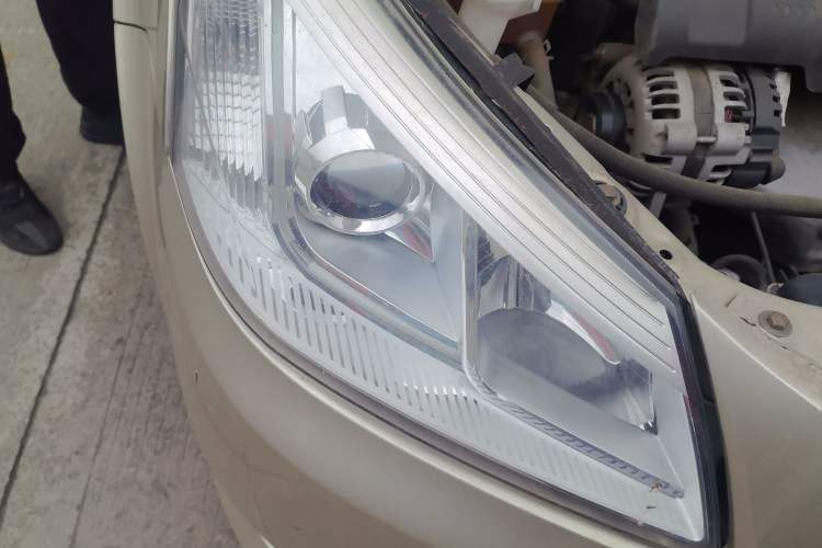 Used Chery E5 2014 1.5L Manual Youyue Model Right Front Headlight