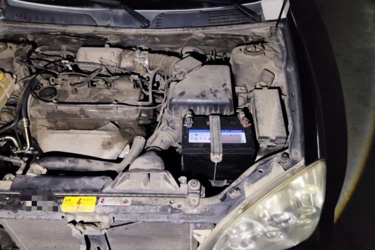 Used Chery Eastar 2005 2.0L Manual Base Version Engine Bay Left