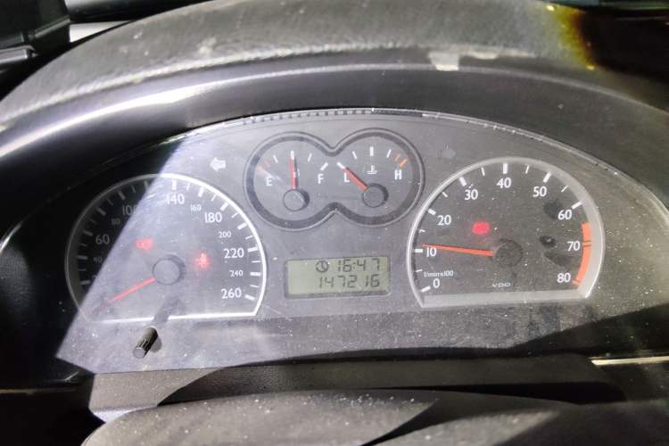 Used Chery Eastar 2005 2.0L Manual Base Version Instrument Cluster