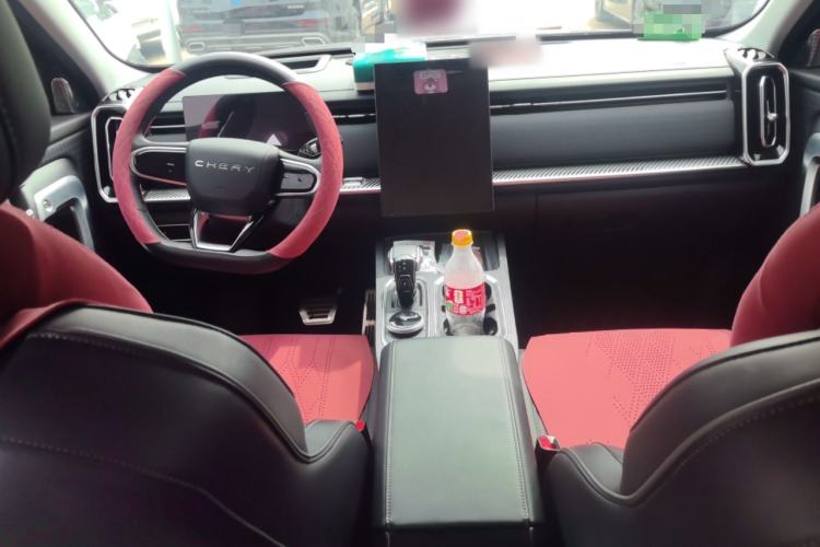 Used Chery Explore 06 2023 YUEYE Edition 1.6T Four-Wheel Drive Adventure Center Console