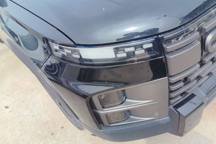 Used Chery Explore 06 2023 YUEYE Edition 1.6T Four-Wheel Drive Adventure Right Front Headlight